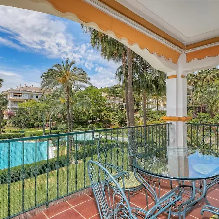 Lägenhet Hacienda Nagueles By Interhome Marbella